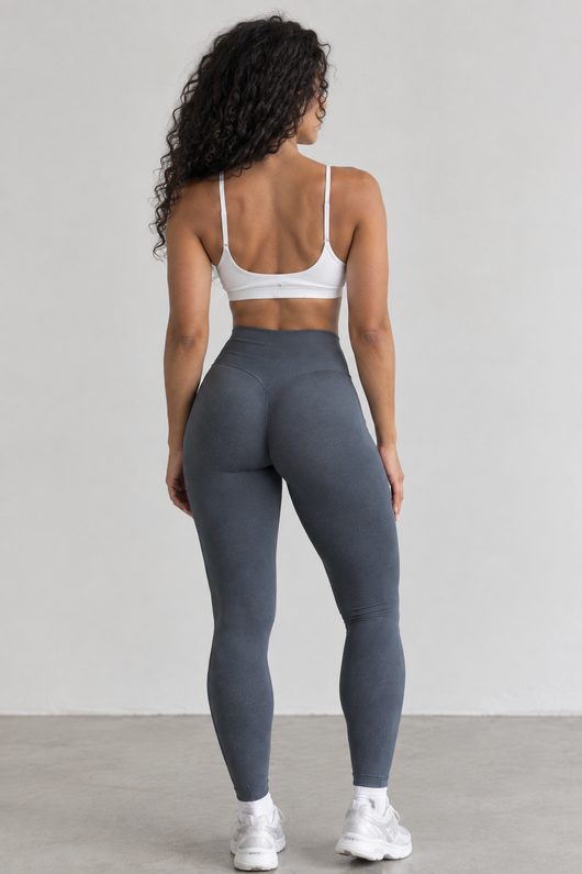 Seamless Scoop Neck Bra