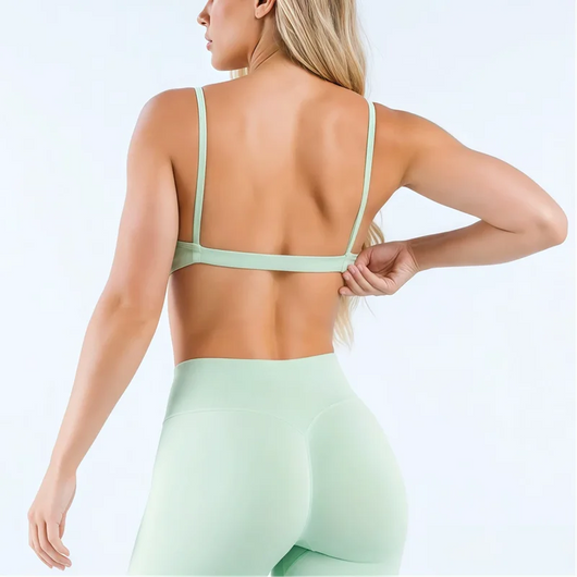 Seamless Scoop Neck Bra