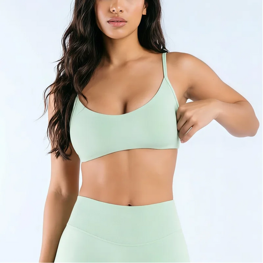 Seamless Scoop Neck Bra